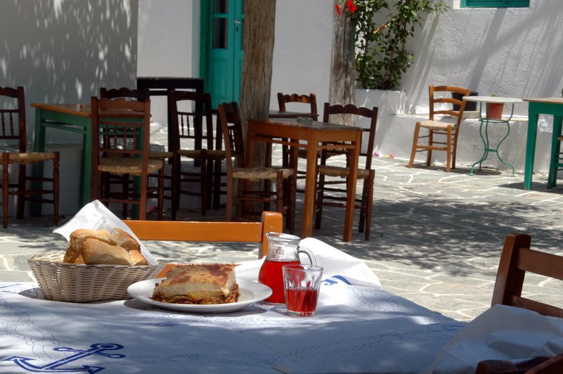 Places to eat like a local in Athens
