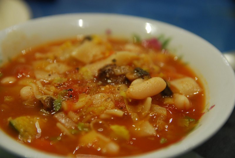 Haricot/White Beans Soup in Tomato Sauce - Fasolada