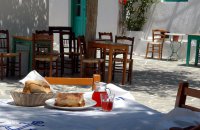 Places to eat like a local in Athens