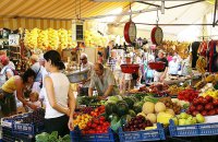 open food market in Crete, fresh veggies, bio, greek, cretan nutrition 