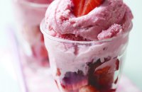παγωτό, φράουλες, καλοκαίρι