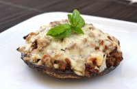 Stuffed mushrooms with minced meat & cheese